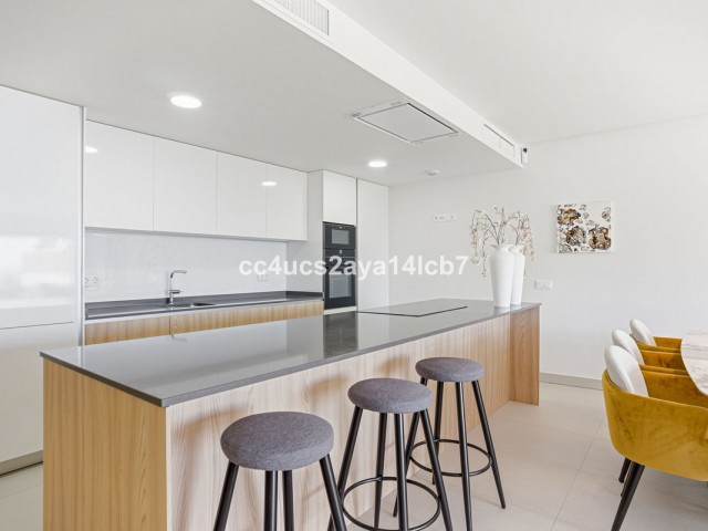 Apartamento con 3 Dormitorios  en Calanova Golf