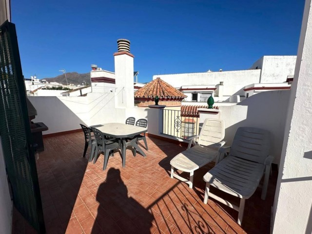 Maison mitoyenne avec 3 Chambres  à Estepona