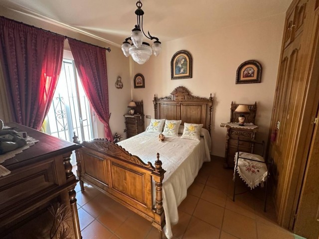 Maison mitoyenne avec 3 Chambres  à Estepona