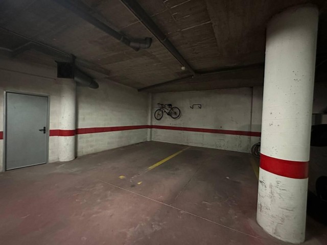 Maison mitoyenne avec 3 Chambres  à Estepona