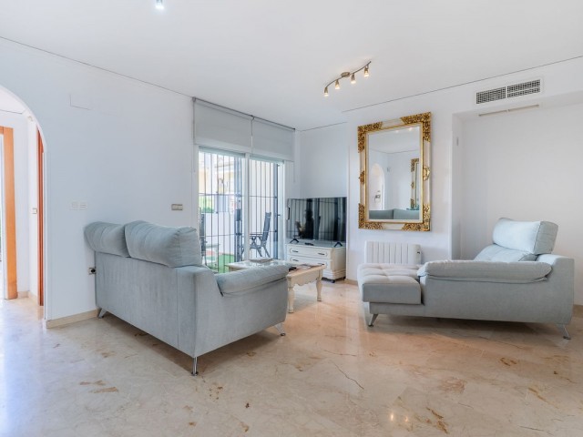 Maison mitoyenne, El Rosario, R5219317