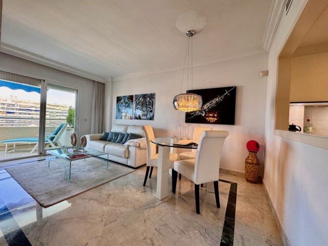 2 Bedrooms Apartment in Puerto Banús