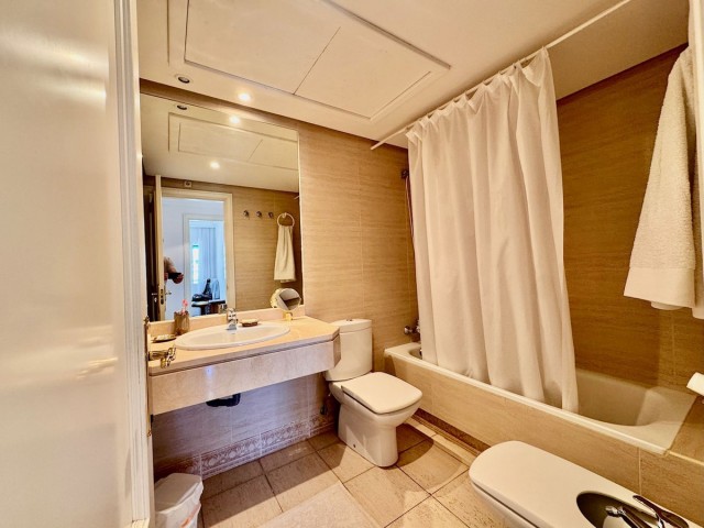 2 Bedrooms Apartment in Puerto Banús