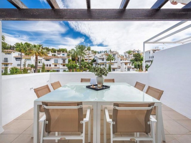 Appartement avec 2 Chambres  à Nueva Andalucía