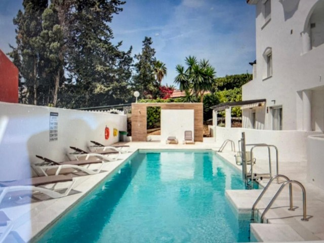 Appartement avec 2 Chambres  à Nueva Andalucía