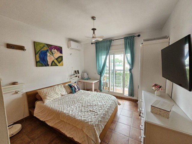 Adosado con 3 Dormitorios  en Alhaurín de la Torre