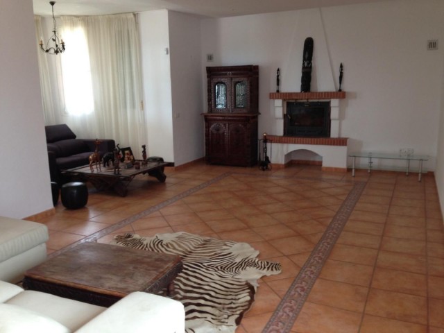 4 Makuuhuoneen Huvila New Golden Mile