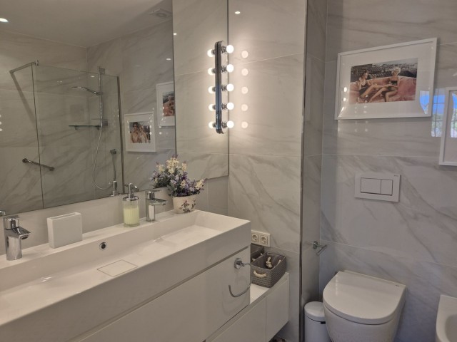 3 Bedrooms Apartment in Guadalmina Baja