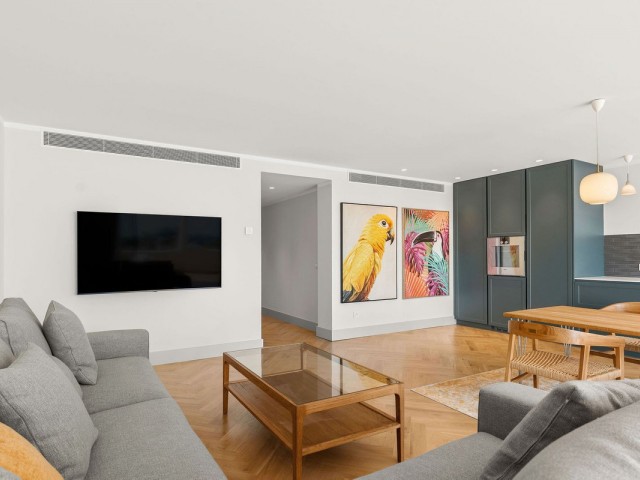 2 Bedrooms Apartment in Nueva Andalucía