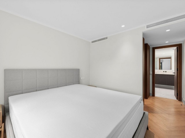 2 Bedrooms Apartment in Nueva Andalucía