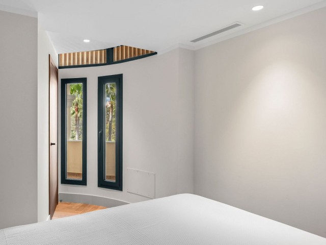 2 Bedrooms Apartment in Nueva Andalucía