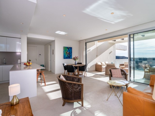 3 Bedrooms Apartment in Benahavís