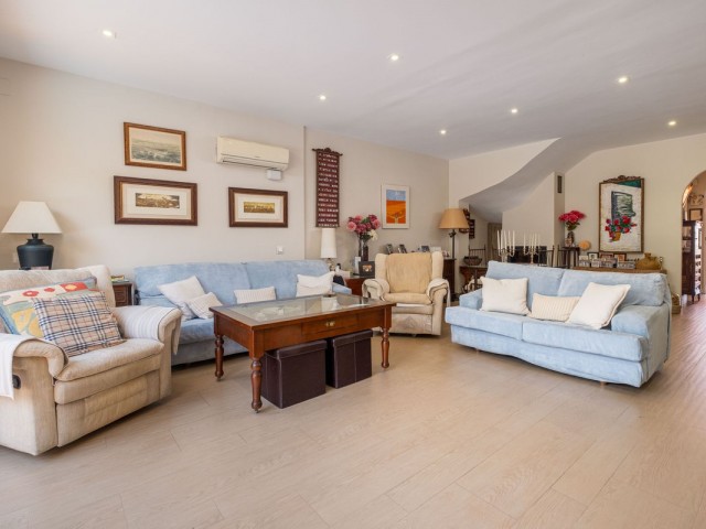 Maison mitoyenne, Sierrezuela, R5169574