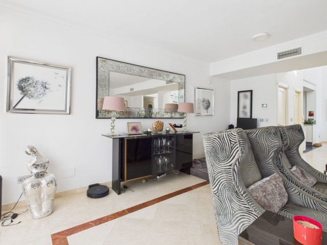 Ático con 3 Dormitorios  en San Roque