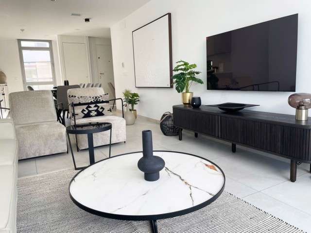 Takvåning i Elviria