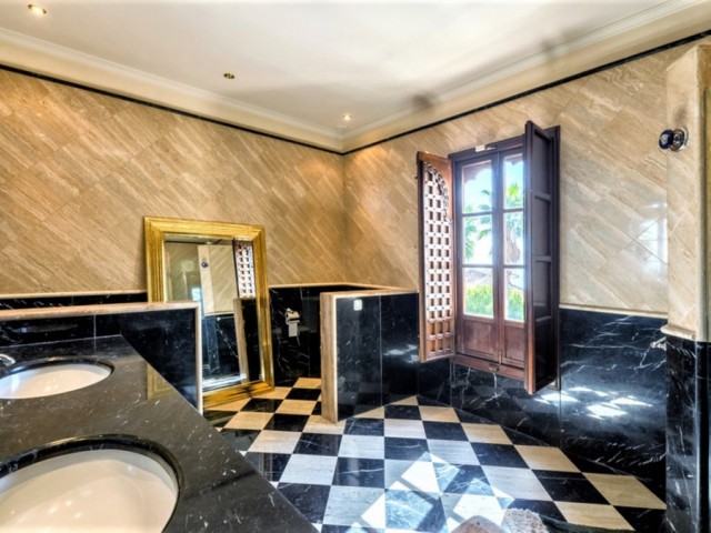 6 Sovrums Villa i Sierra Blanca