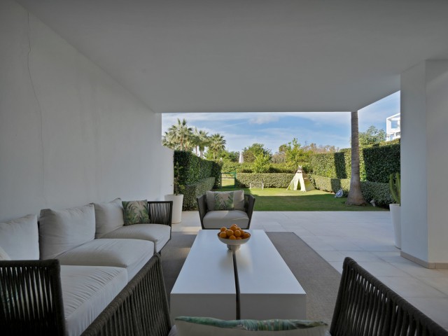 3 Bedrooms Apartment in Estepona