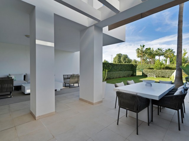 3 Bedrooms Apartment in Estepona