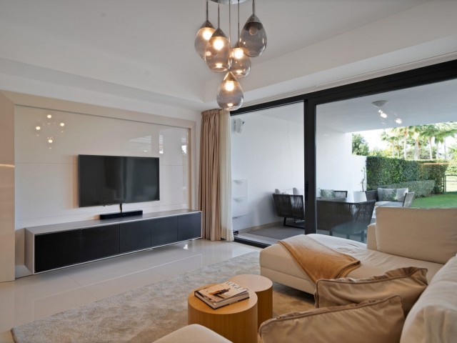 3 Bedrooms Apartment in Estepona