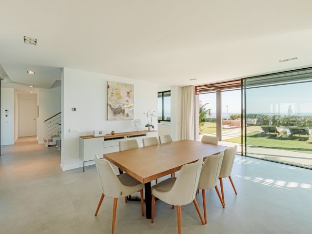 5 Makuuhuoneen Huvila New Golden Mile