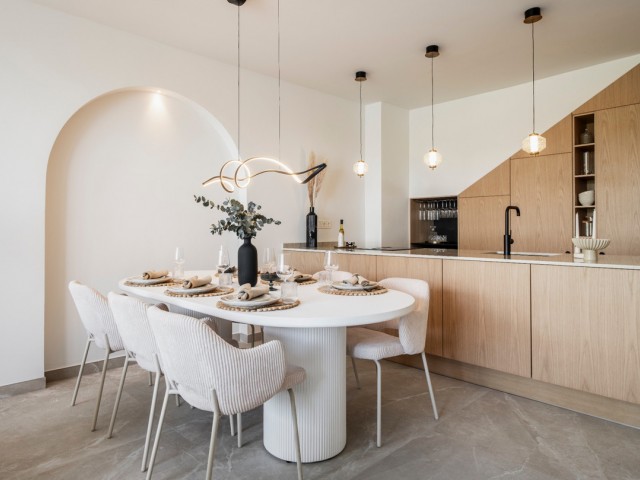 4 Soveroms Rekkehus i Nueva Andalucía