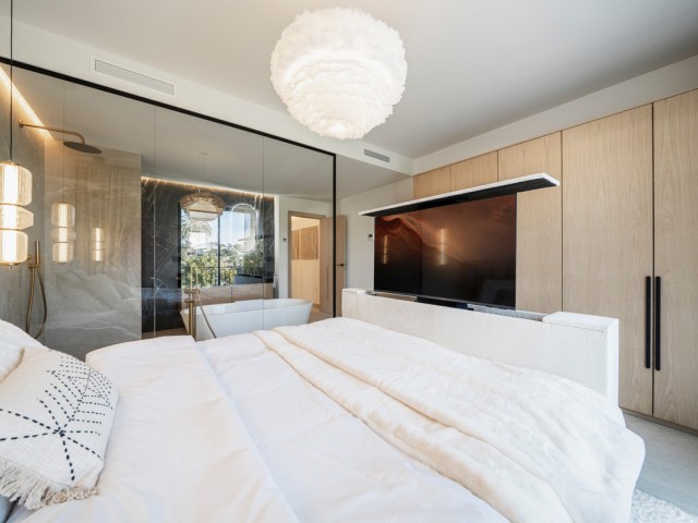 4 Soveroms Rekkehus i Nueva Andalucía