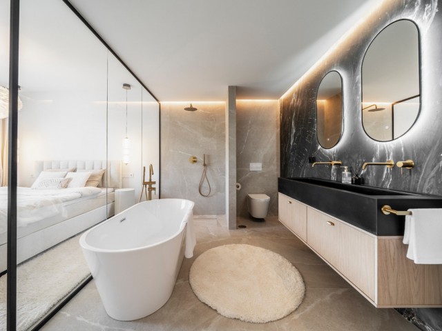 4 Soveroms Rekkehus i Nueva Andalucía