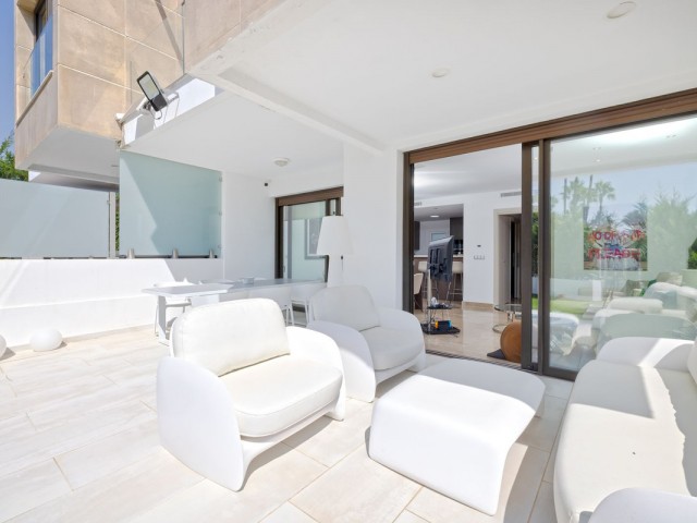 3 Bedrooms Townhouse in Nueva Andalucía