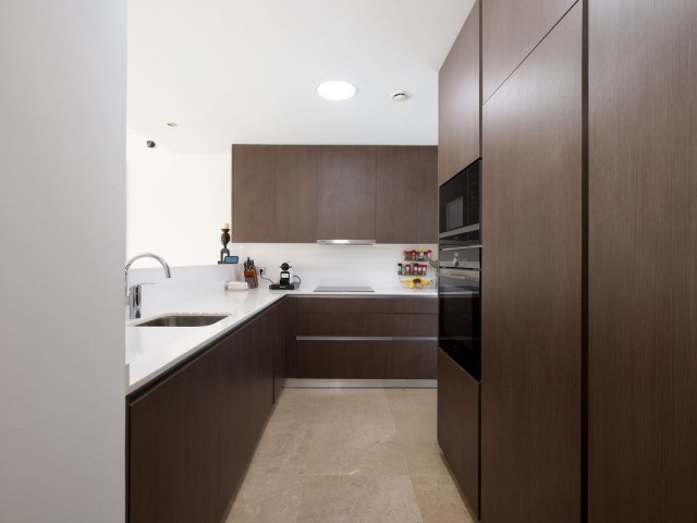 3 Bedrooms Townhouse in Nueva Andalucía