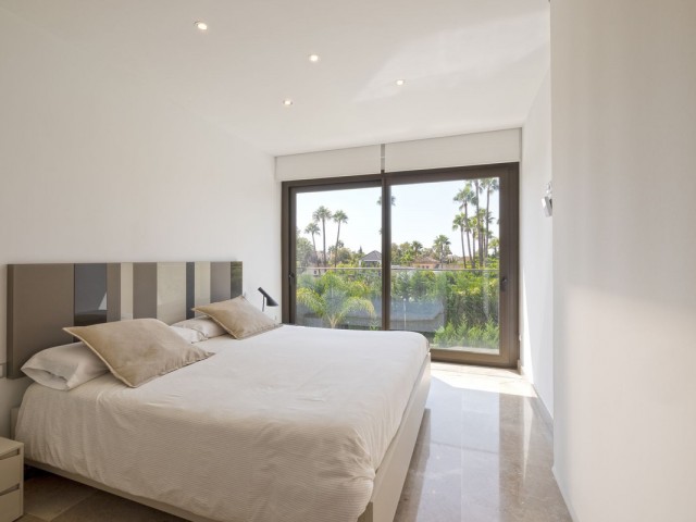 3 Bedrooms Townhouse in Nueva Andalucía