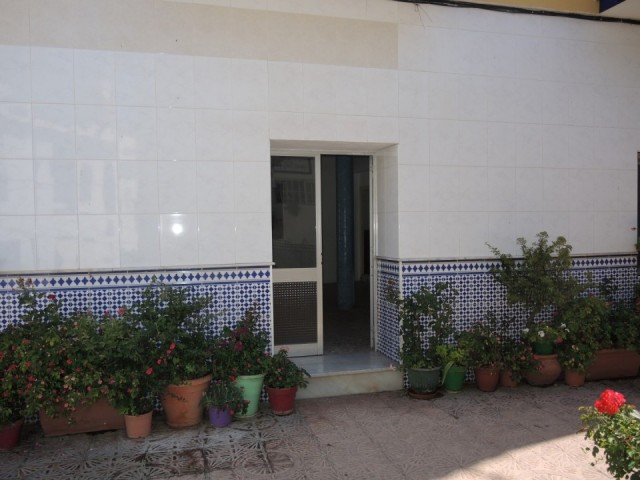 Commercial in Torrox