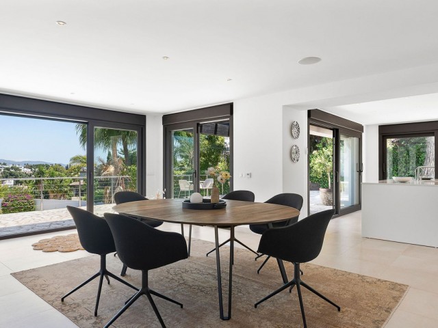 4 Soveroms Villa i Nueva Andalucía