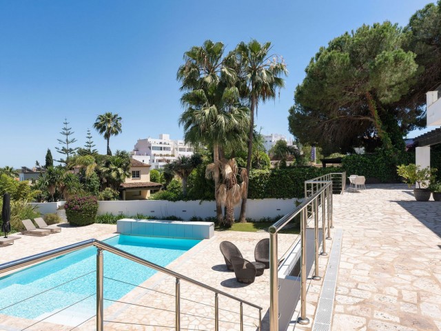 4 Slaapkamer Villa in Nueva Andalucía