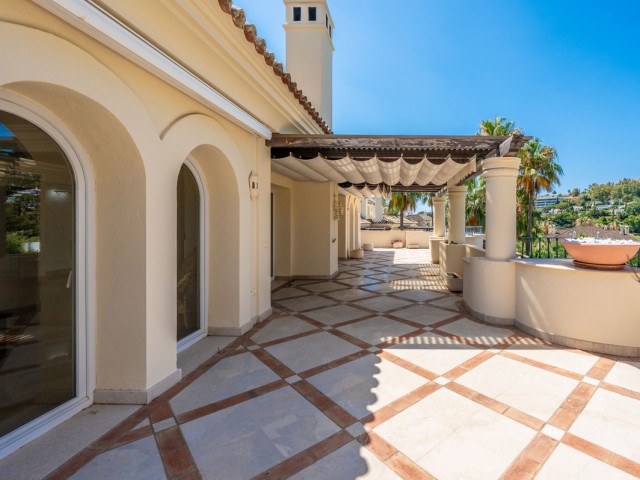 3 Bedrooms Apartment in Nueva Andalucía