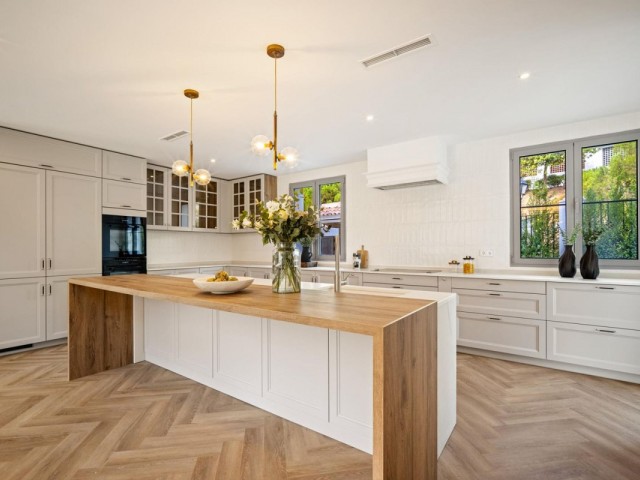 Villa avec 4 Chambres  à Benahavís