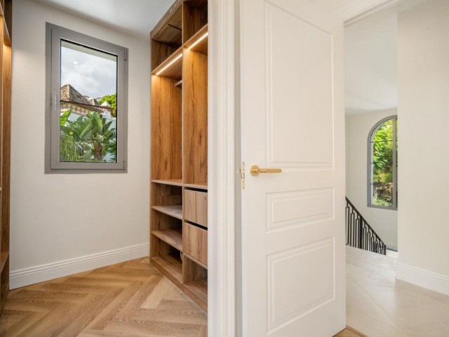 Villa avec 4 Chambres  à Benahavís