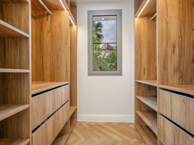 Villa avec 4 Chambres  à Benahavís