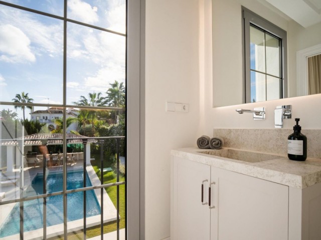 Villa avec 4 Chambres  à Benahavís