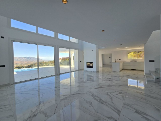 4 Bedrooms Villa in La Mairena