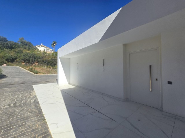 4 Bedrooms Villa in La Mairena