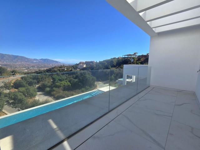 4 Bedrooms Villa in La Mairena