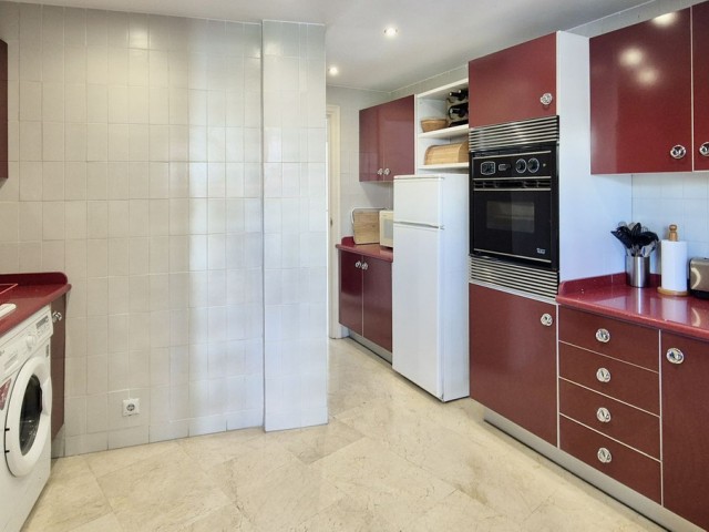 3 Bedrooms Apartment in Marbella