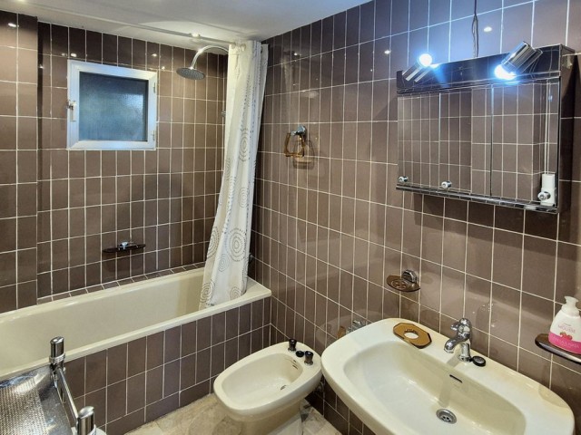 3 Bedrooms Apartment in Marbella