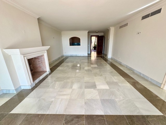 2 Slaapkamer Appartement in Monte Halcones