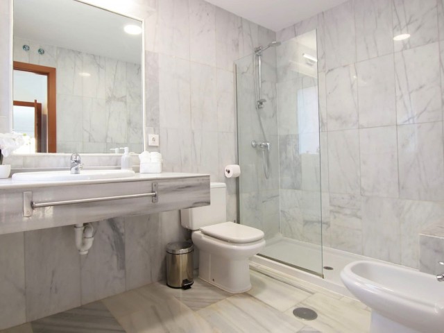 4 Makuuhuoneen Huvila Benahavís