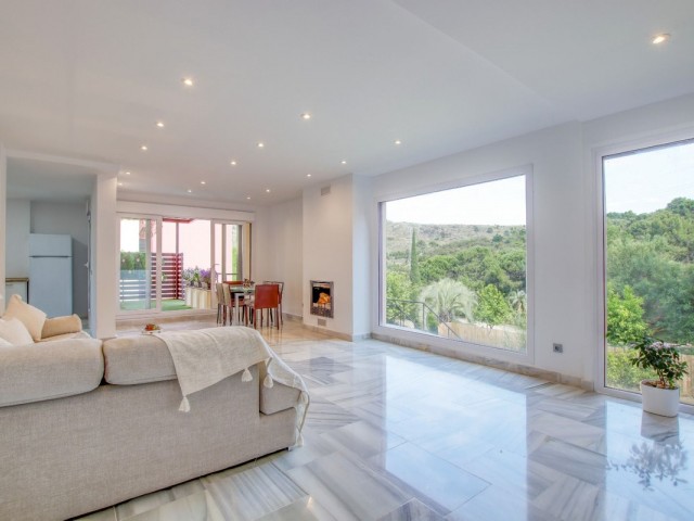 4 Makuuhuoneen Huvila Benahavís