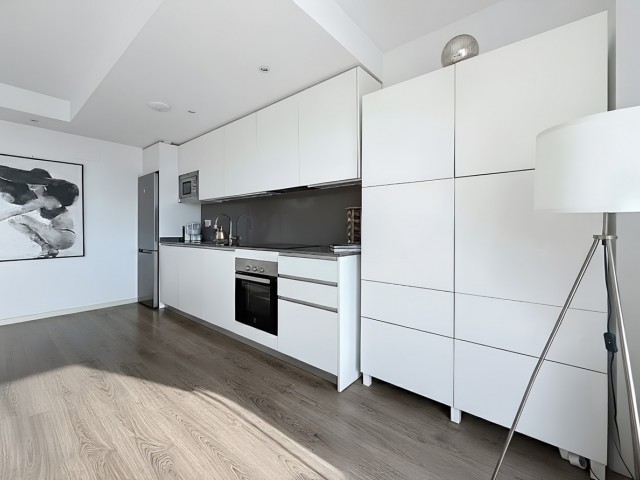 Apartamento con 2 Dormitorios  en Estepona