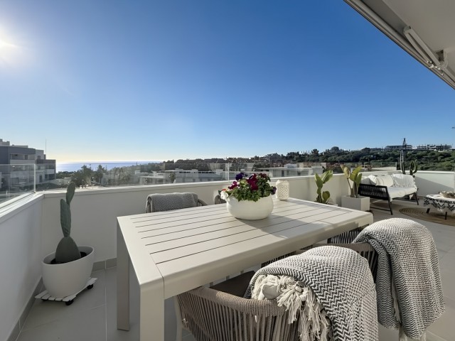 Apartamento con 2 Dormitorios  en Estepona