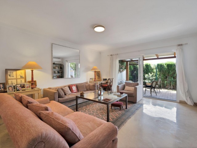 4 Bedrooms Villa in Nagüeles