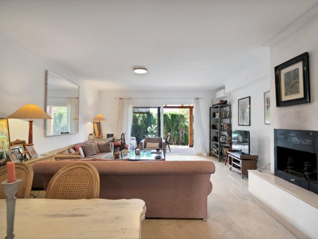 4 Bedrooms Villa in Nagüeles